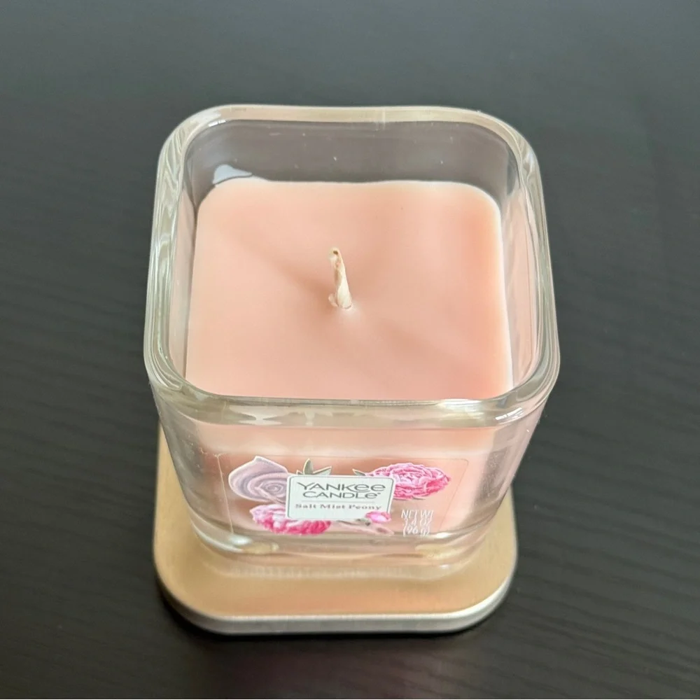 NEW Yankee Candle Salt Mist Peony Pink Jar Candle with platform Lid